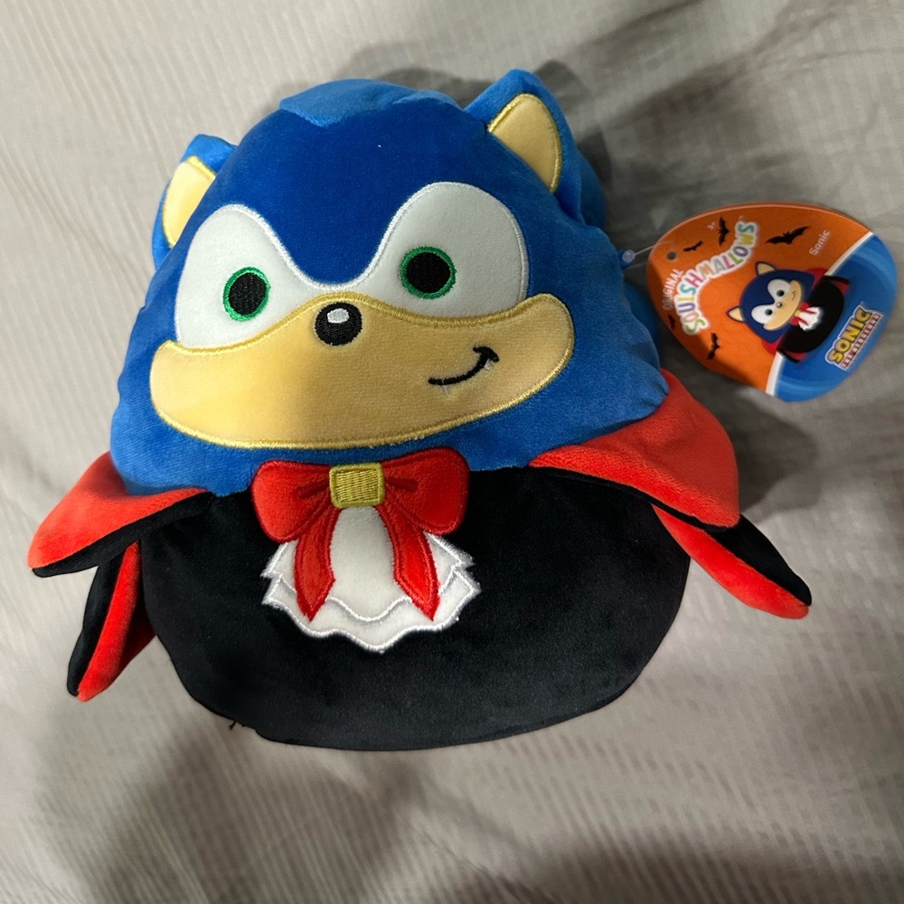 8” Sonic the Hedgehog Vampire Halloween Squishmallow